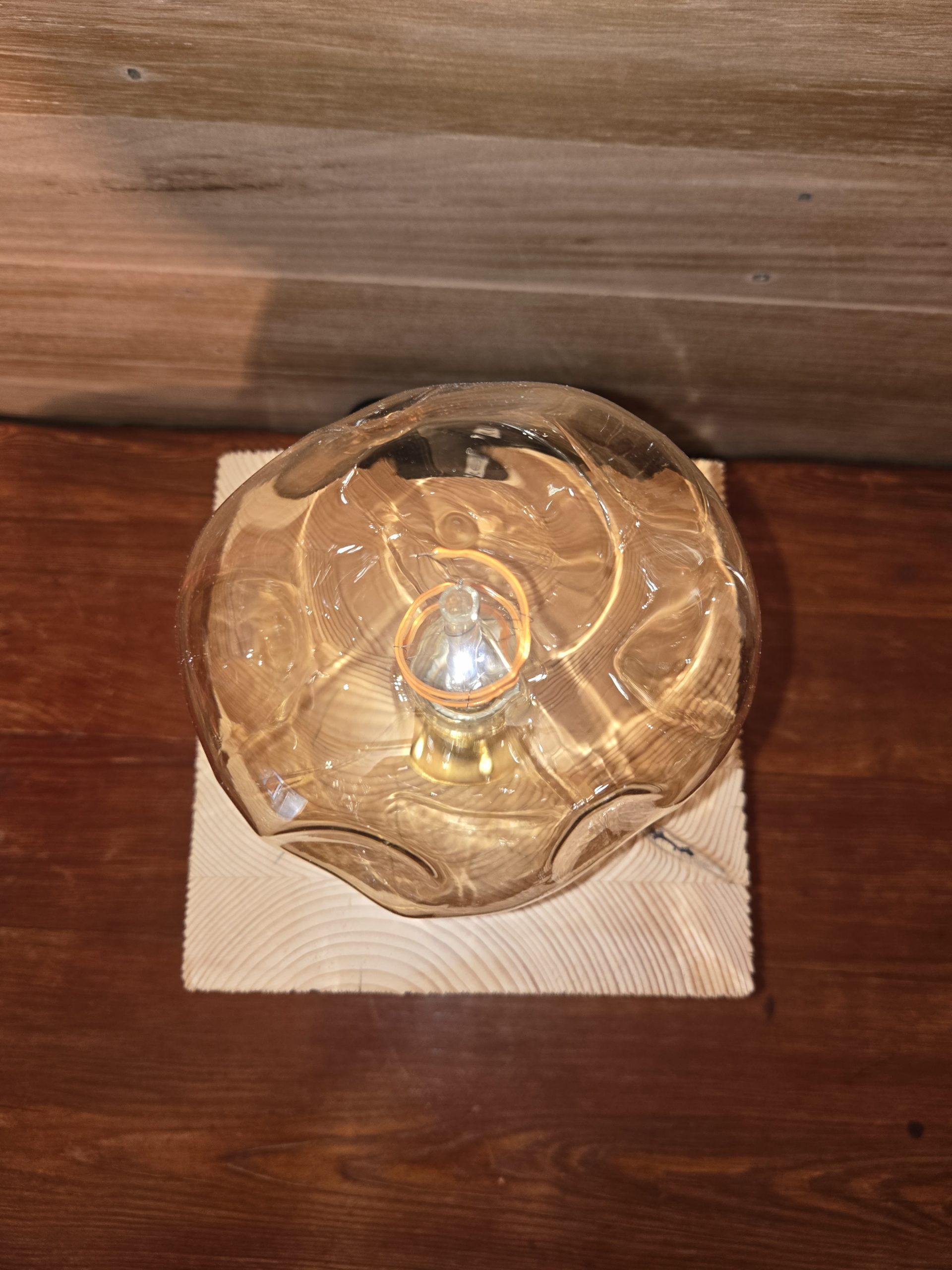 Lampada da Tavolo Artigianale in Legno - immagine 2